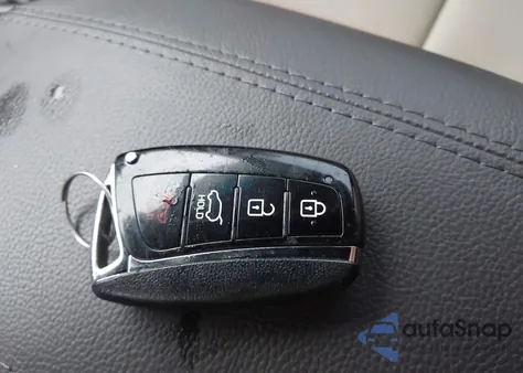 2017 Hyundai Santa Fe Sport 2.4L из США, поврежденный, VIN 5XYZU3LB4HG387734